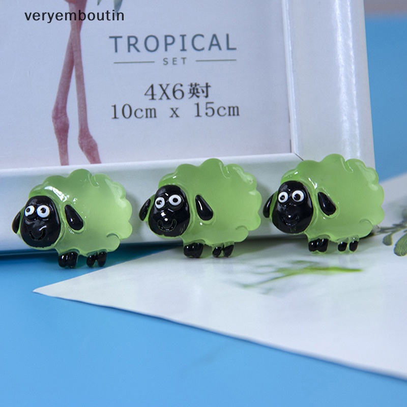 Bộ 5 Tượng Cừu Hoạt Hình Bằng Nhựa Phát Sáng Trang Trí Vườn Cây