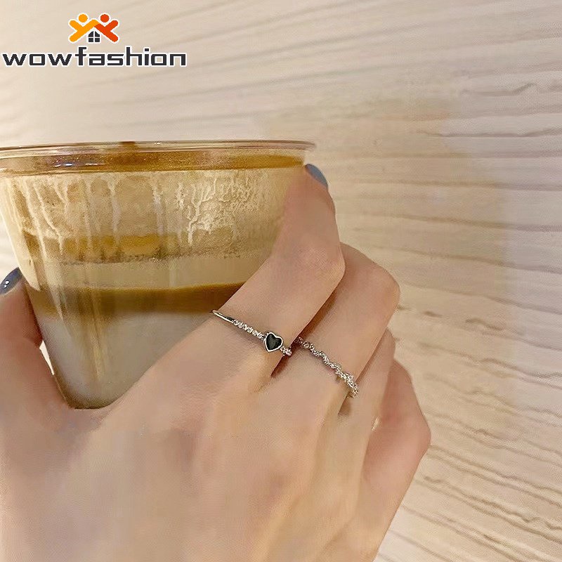 Nhẫn đính đá thời trang dành cho nữ