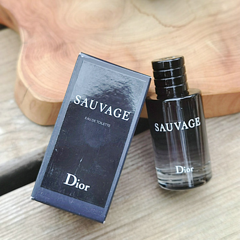 Nước Hoa Dior Wilderness Mẫu Thử Ánh Sáng Lâu Phai Cho Nam 10ml               Dior Wilderness Men's Perfume Lasting Light Fragrance Sample 10ml