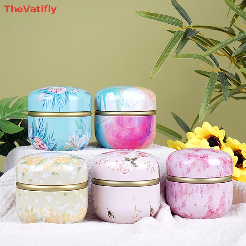 1 Hũ Thiếc Tròn Đựng Kẹo / Trà Có Nắp Đậy