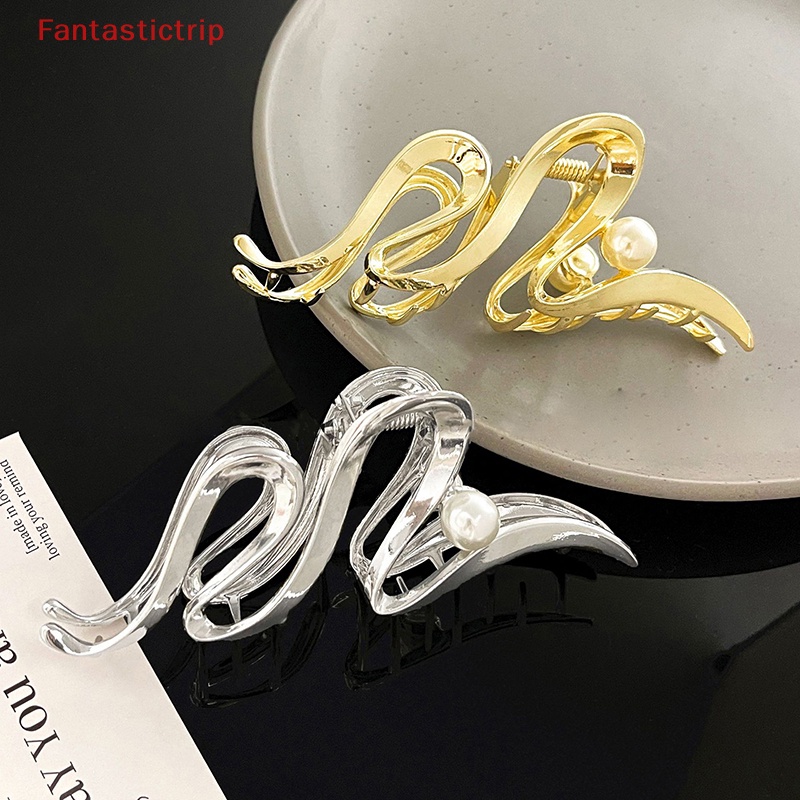 Kẹp Tóc Kim Loại Đính Ngọc Trai Thời Trang Cho Nữ