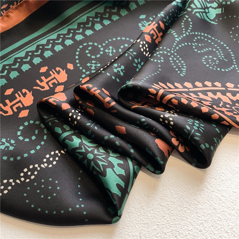 Khăn Choàng Vuông 110cm Bằng Satin Thời Trang Mùa Hè Dễ Phối Đồ