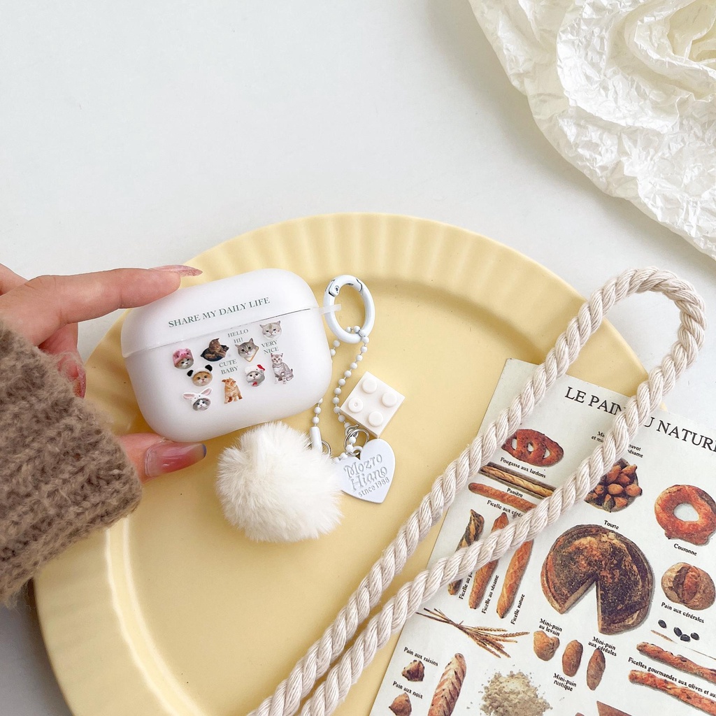 Vỏ Bảo Vệ Hộp Sạc Tai Nghe Bluetooth AirPods 1 / 2 / 3 Gen Pro2 2022 Bằng Silicon TPU Mềm Trong Suốt Hình Gia Đình Mèo Dễ Thương