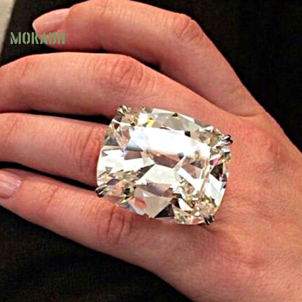 Nhẫn Đính Đá Zircon Hình Vuông Lớn Sang Trọng Cho Nữ