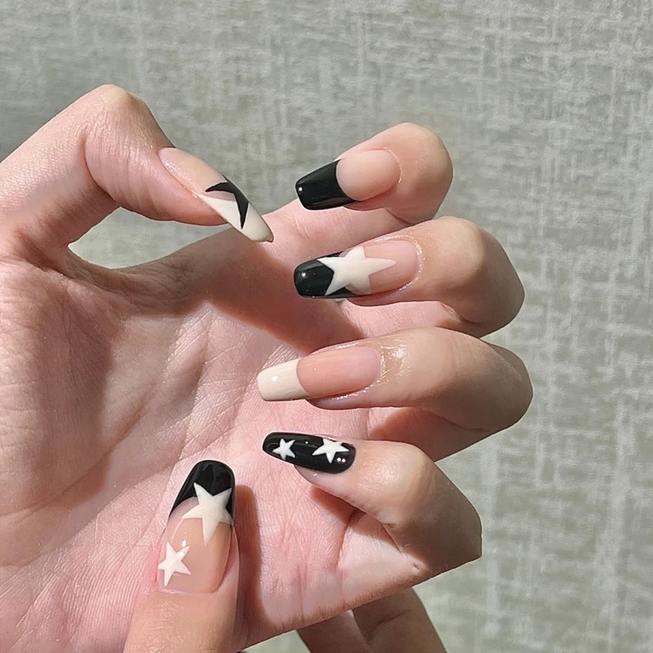 Sticker dán móng STZPRONAIL họa tiết ngôi sao năm cánh màu trắng đen thời trang
