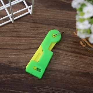 1 Dụng Cụ Xỏ Chỉ Tự Động