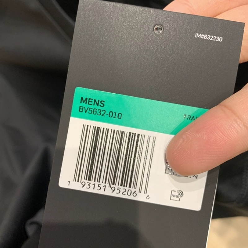 Áo Thun Thể Thao Nike 100% Chính Hãng Chất Liệu Co Giãn Nhanh Khô Cho Nam