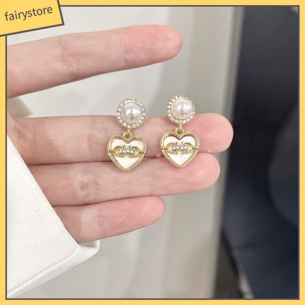 1 Đôi Bông Tai Hình Trái Tim Đính Đá Ngọc Trai Giả Sang Trọng