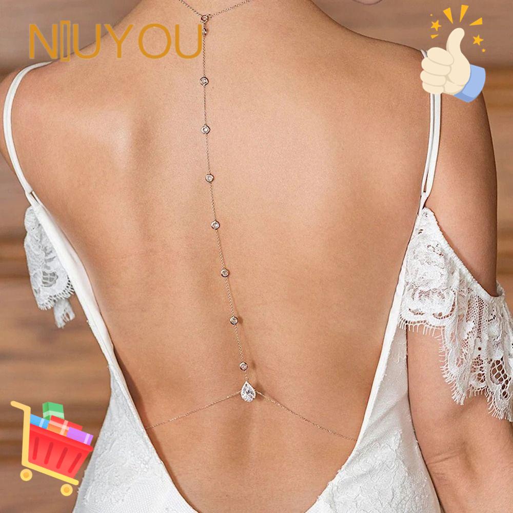 Vòng cổ Dạng Chuỗi Dài Mặt Hoa Sau Lưng Cho Cô Dâu