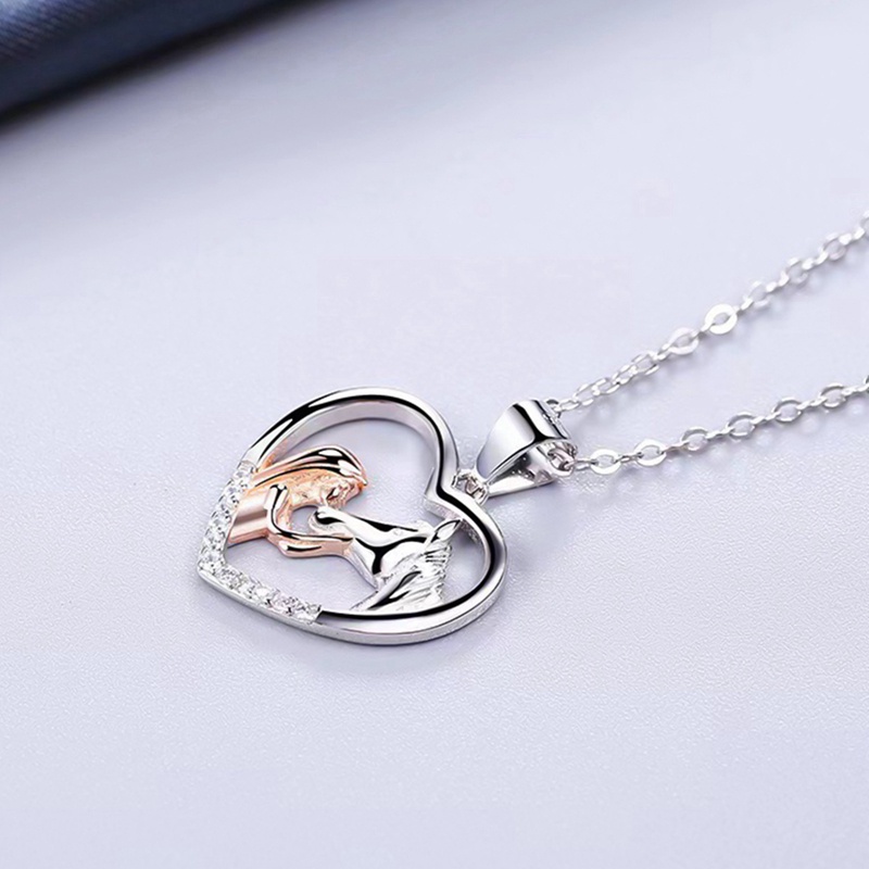 Vòng cổ Mặt Hình Ngựa Đính Đá Lấp Lánh