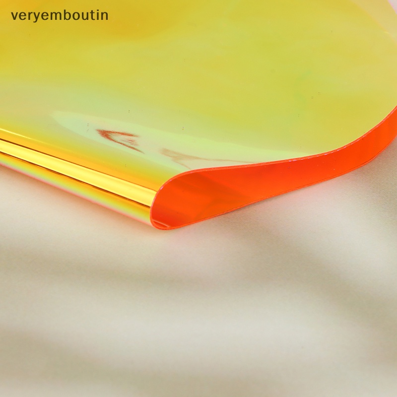 1 Hộp Đựng Mắt Kính Bằng PVC Trong Suốt Phối Dây Xích Kim Loại Độc Đáo Thời Trang Cho Nữ