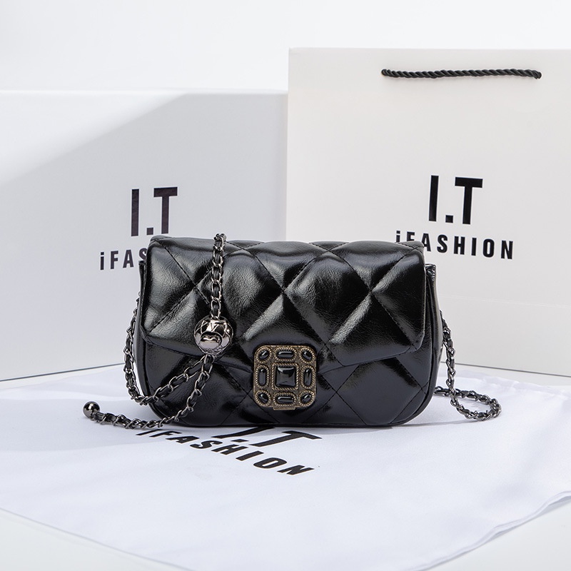 Túi Đeo Chéo Dây Xích Đính Hạt Kim Cương Nhỏ Nhắn Xinh Xắn Dành Cho Nữ