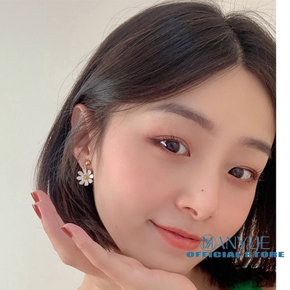 Bông Tai Hình Hoa Cúc Nhỏ Thời Trang Hàn Quốc