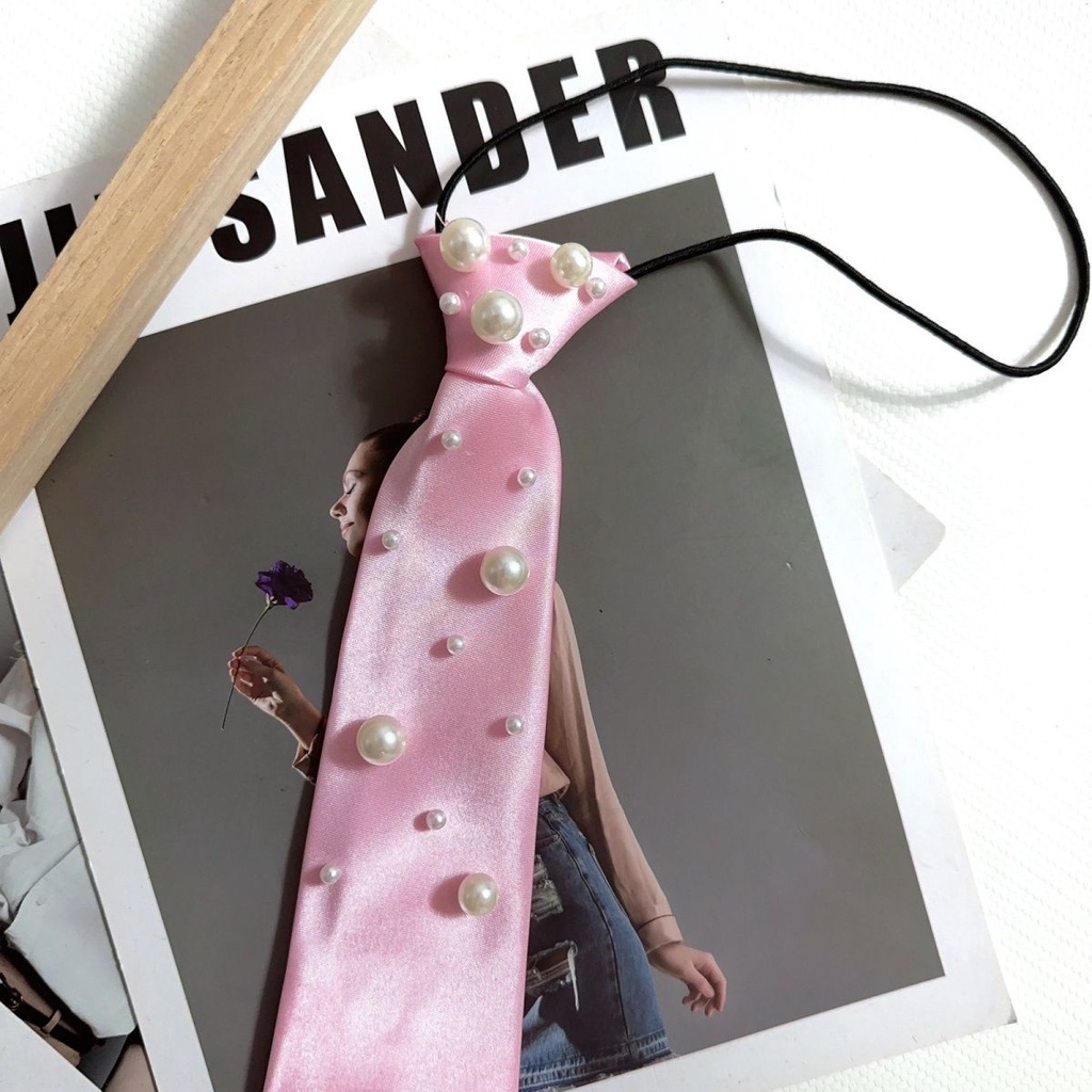 Cà Vạt Nơ Hoa Đính Ngọc Trai Độc Đáo