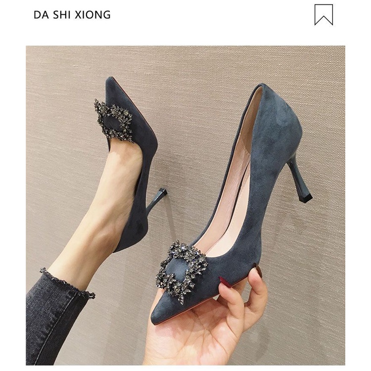 Giày Cao Gót Mũi Nhọn Phối Khóa Vuông Đính Đá Phong Cách Pháp Thời Trang Mới 2023