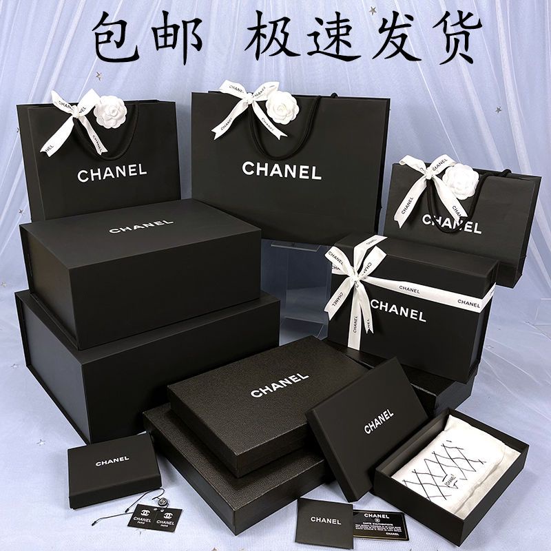 Túi Giấy Đựng Quà In Logo Chanel Sang Trọng