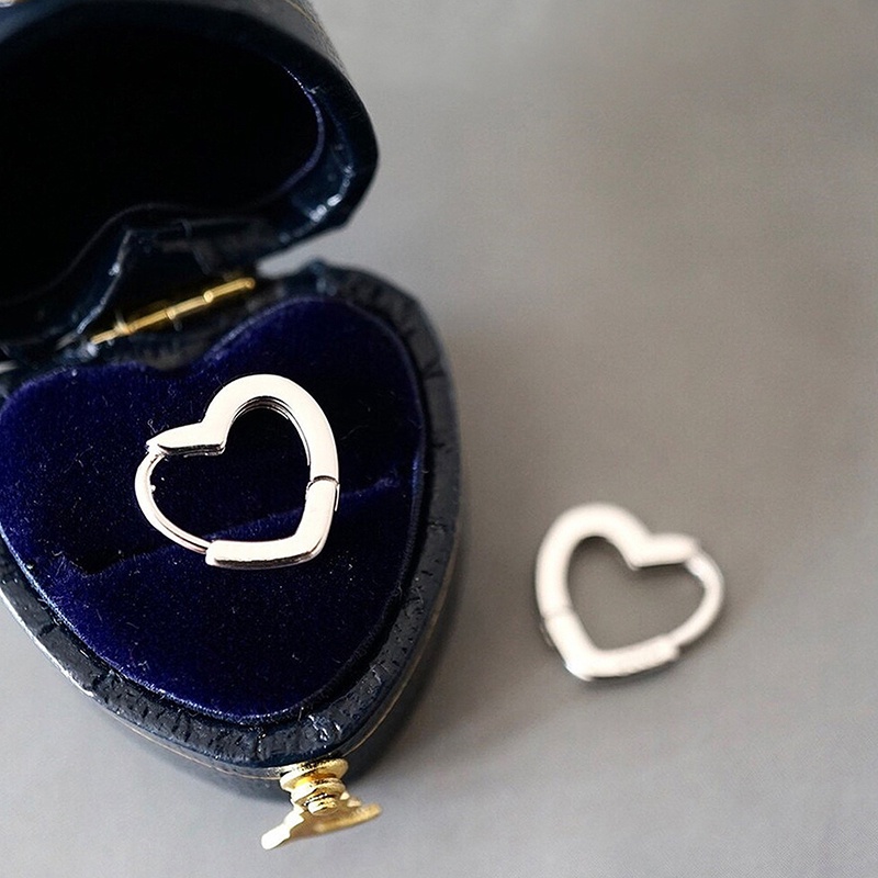 Bông Tai Hình Trái Tim Bằng Kim Loại Màu Vàng / Bạc Phong Cách Tối Giản Thời Trang Cho Nữ