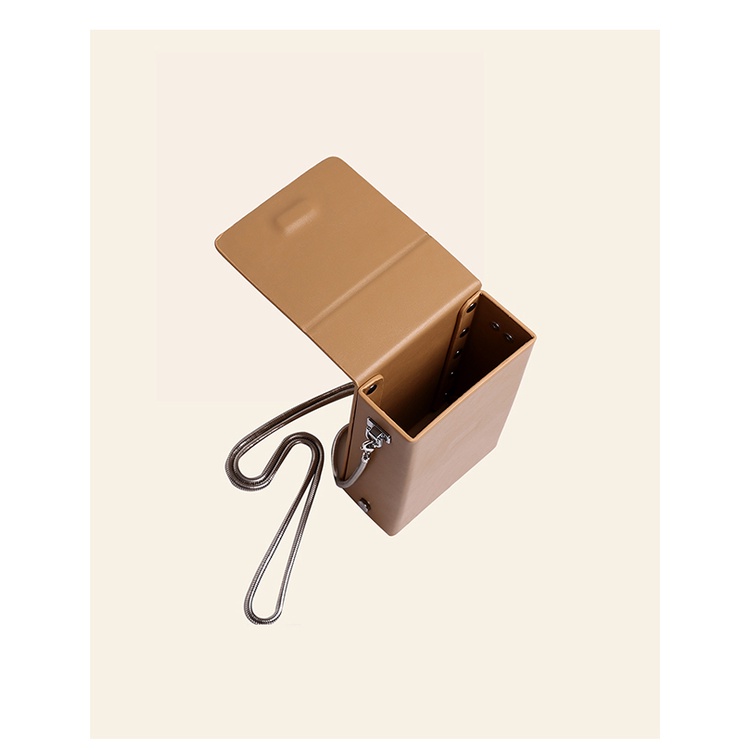 Túi Đeo Chéo Đựng Điện Thoại Thiết Kế Nhỏ Nhắn Phối Dây Xích Thời Trang Cao Cấp Cho Nữ