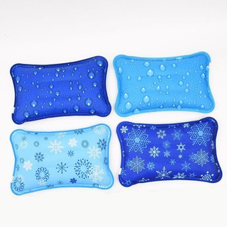 Gối nước bơm hơi làm mát tiện dụng cho bé vào mùa hè