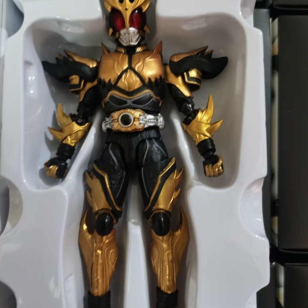 Mô Hình Nhân Vật Kamen Rider Kuga Ultimate