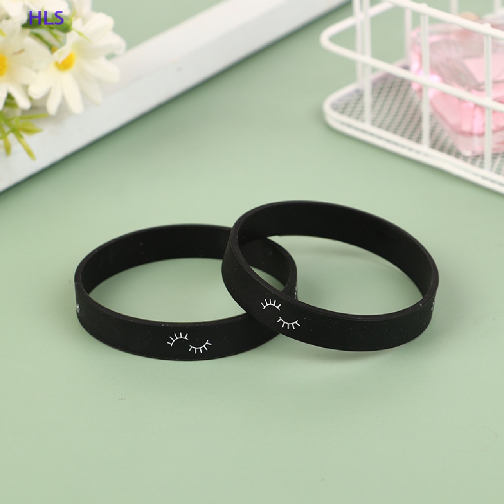 Set 2 Vòng Tay Silicone Co Giãn Gắn Lông Mi Giả
