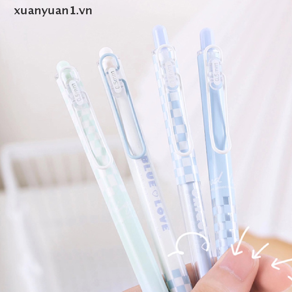 Set 4 Bút Bi Ngòi 0.5mm Họa Tiết Trái Tim Xinh Xắn
