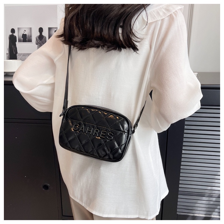 Túi Đeo Chéo Hình Vuông Cỡ Nhỏ Thêu Họa Tiết Thời Trang Mùa Hè 2023 Cho Nữ