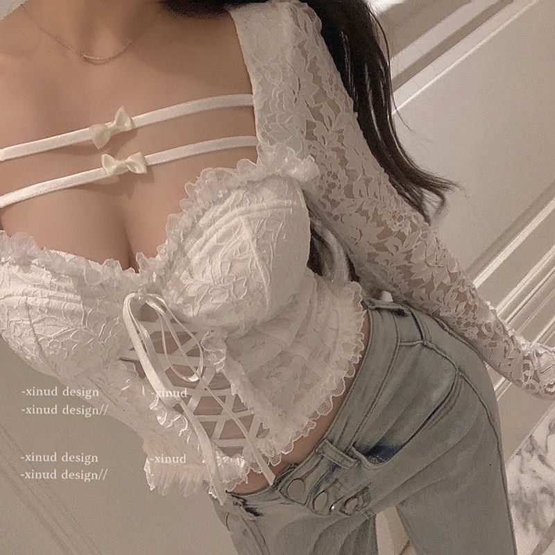 Áo Dệt Kim Ôm Dáng Vừa Vặn Trái Tim. Áo Thun Ren Trắng Nhỏ Bên Trong.  Cô Gái Nóng Bỏng Gợi Cảm.  Quần Dài Thiết Kế Ngọt Ngào Dễ Thương Dành Cho Nữ