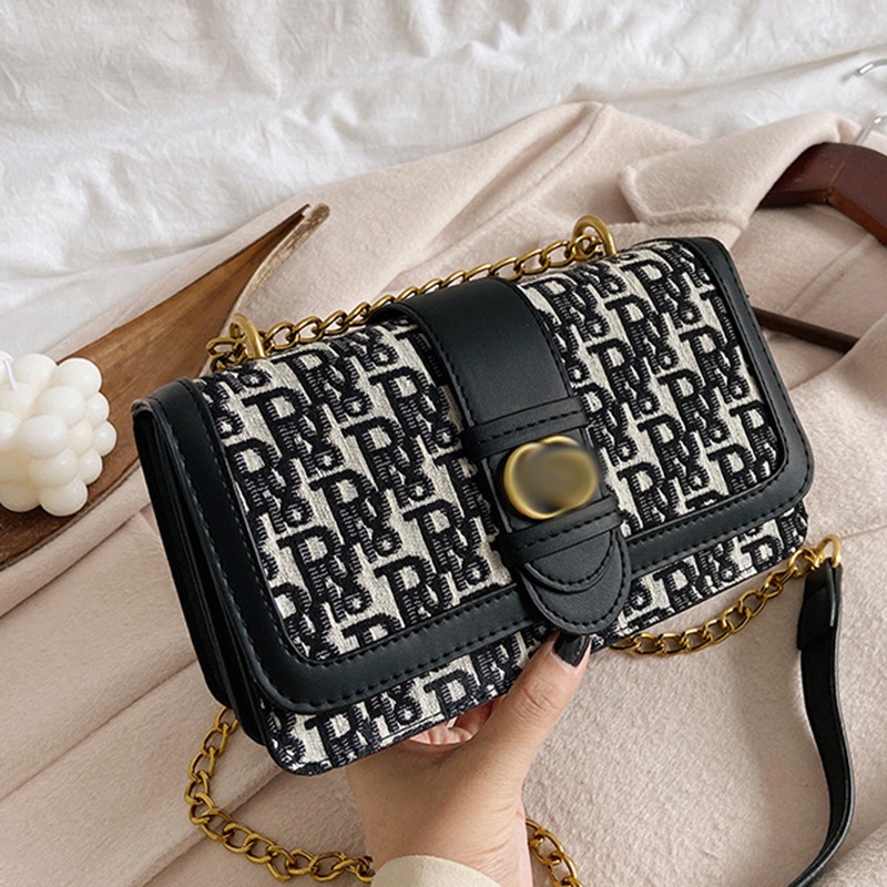 Túi Đeo Chéo Da Tổng Hợp Khóa Nam Châm Dáng Vuông Nhỏ Đơn Giản Dễ Phối Đồ Cho Nữ