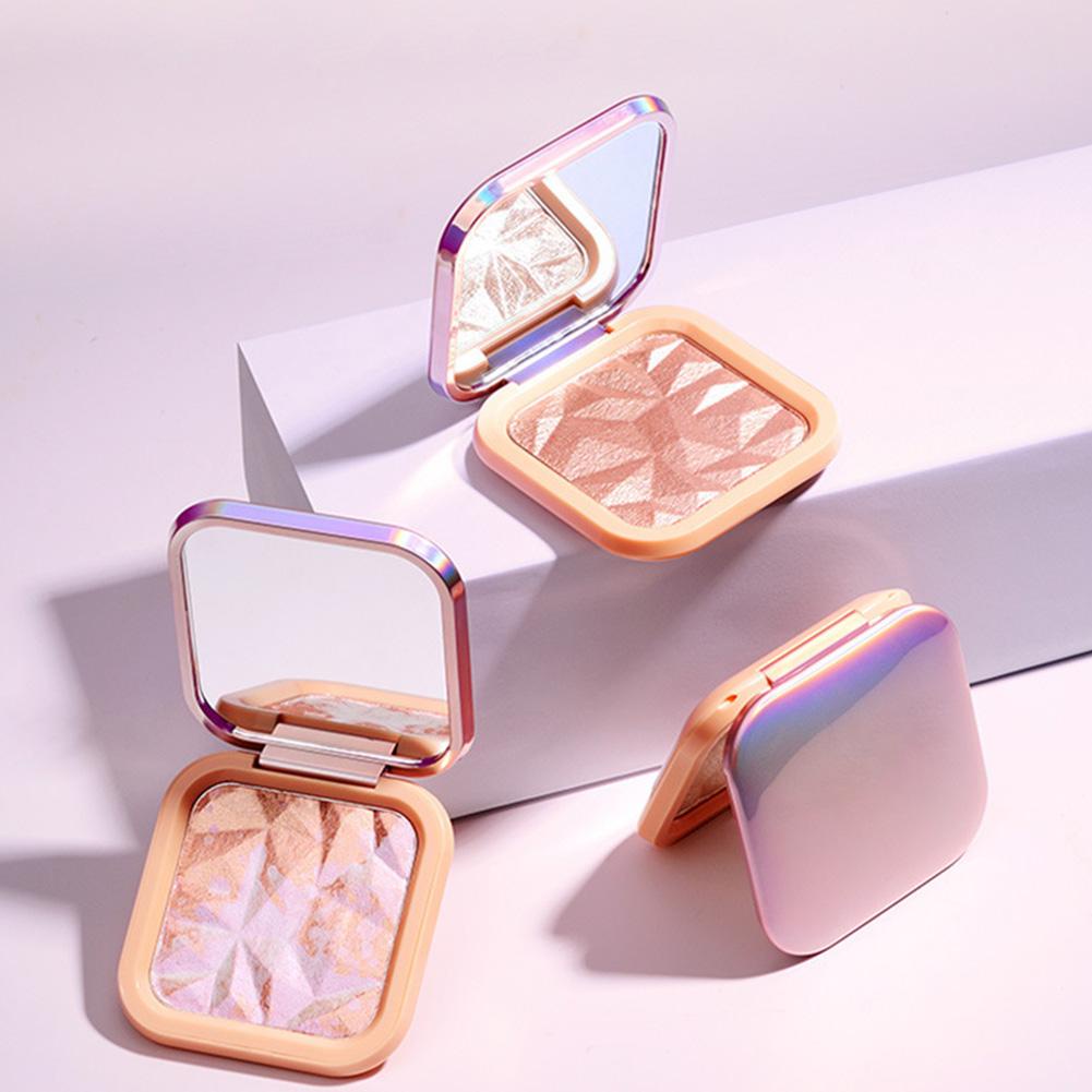 Phấn Bắt Sáng Màu Nude Tự Nhiên Có Độ Bóng Cao Z8O1