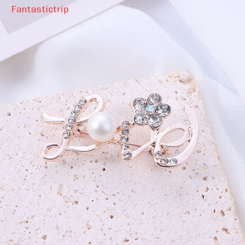 Ghim Cài Áo Hình Chữ Love Đính Đá Dễ Thương Cho Nữ