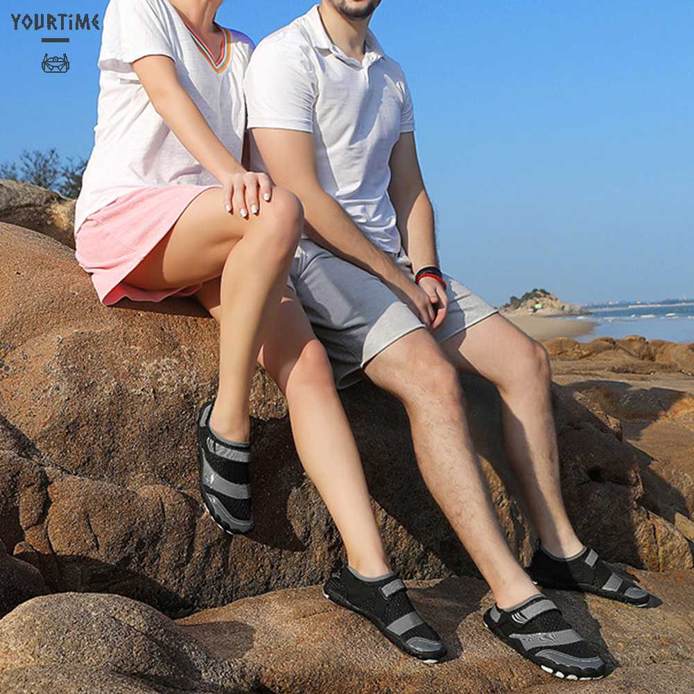 Giày Thể Thao Thoáng Khí Chống Mòn Thời Trang Cho Nam Nữ