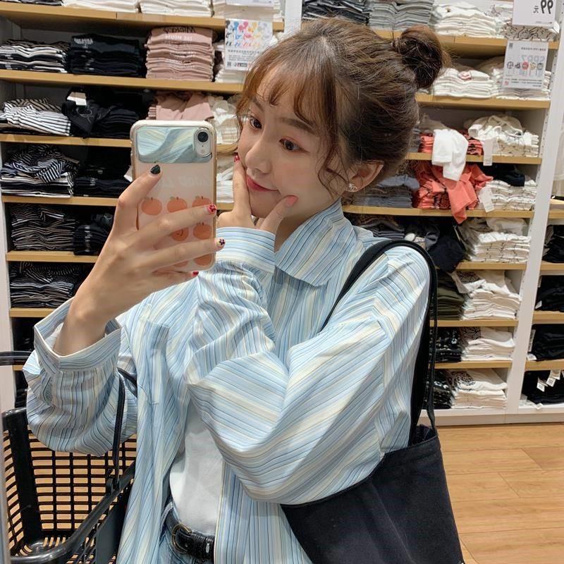 Áo Sơ Mi Mỏng Dáng Rộng Họa Tiết Kẻ Sọc Dọc Màu Xanh Dương Trắng Phong Cách Hàn Quốc Mới