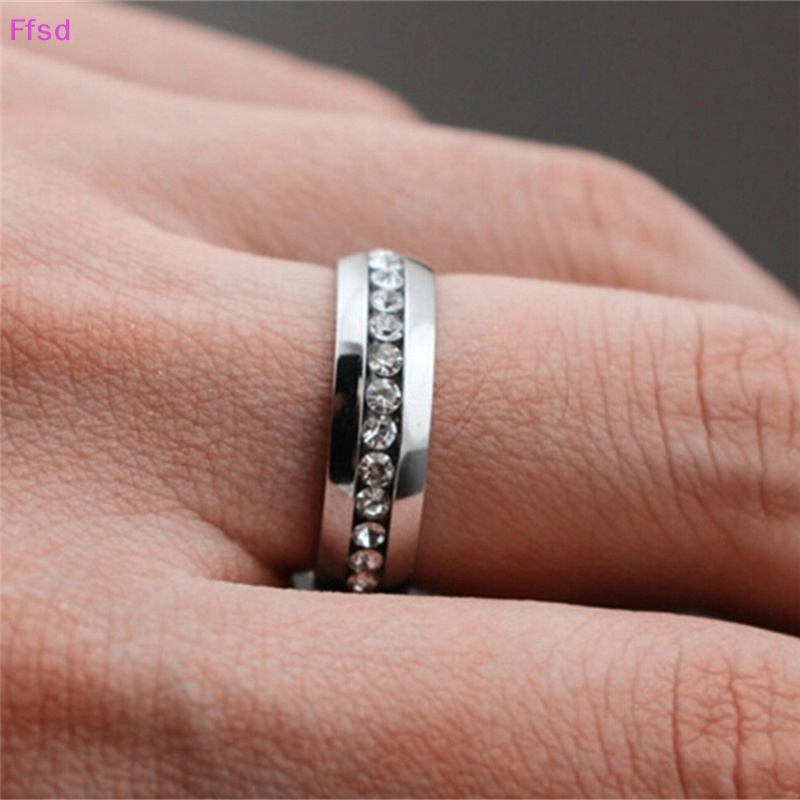 {Ffsd} Nhẫn Cặp Đôi Bằng Thép Không Gỉ Đính Đá Chất Lượng Cao Thời Trang Dành Cho Nam Và Nữ