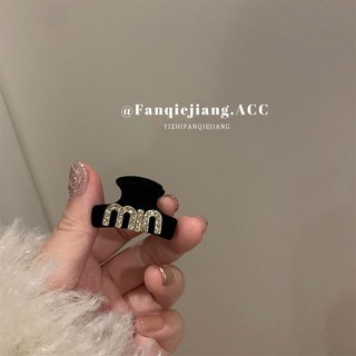 1 Kẹp Tóc Cá Mập Đính Đá