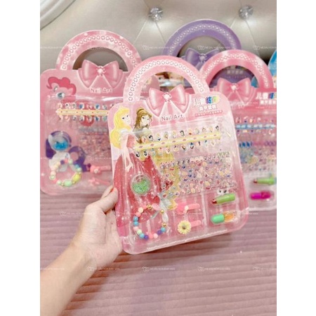 BỘ LÀM MÓNG KÈM STICKER DÁN MÓNG CHO BÉ