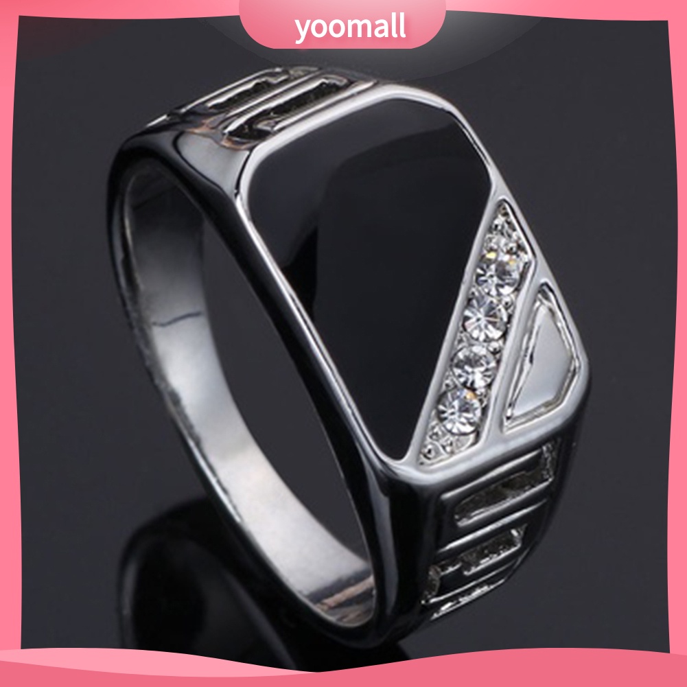 [YM] Nhẫn Bản Rộng Mặt Hình Tam Giác Đính Kim Cương Giả Thời Trang Cho Nam