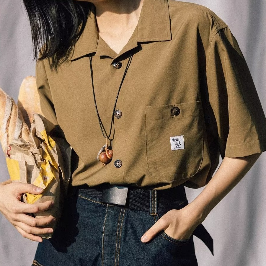 Áo Sơ Mi Nam Cơ Bản Màu Sắc Đơn Giản Phong Cách Hàn Quốc, Cảm Giác Nhẹ Nhàng Tay Ngắn Rộng Rãi Thời Trang Mới Cho Cả Nam Và Nữ