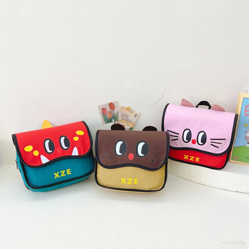 Korean kids girls boys kindergarten cartoon ultra-light backpack school bag
