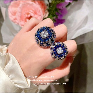 Nhẫn đính đá zircon hình hoa màu xanh dương biển sâu