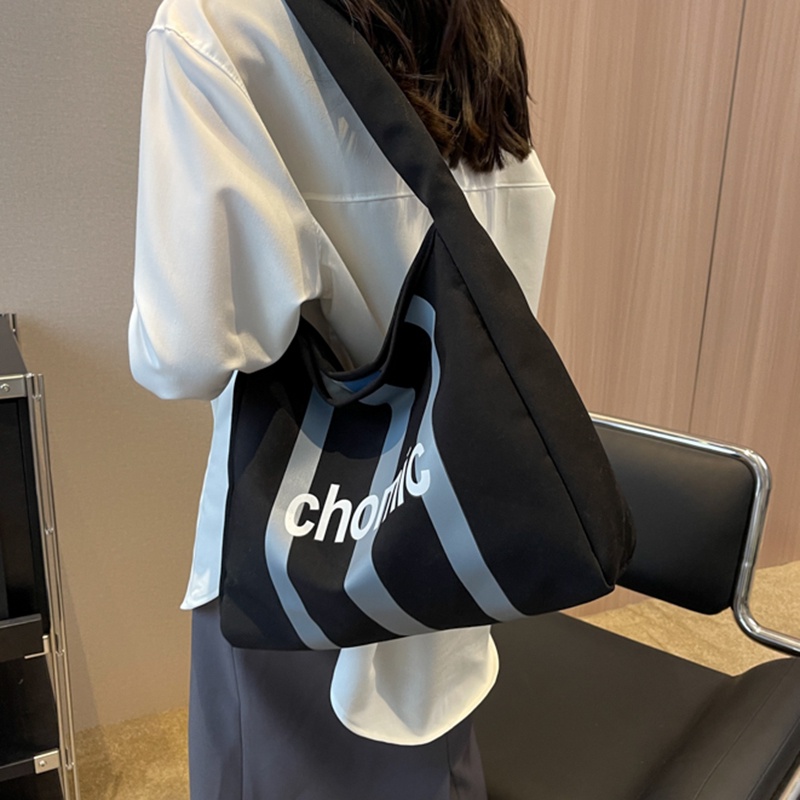 Túi tote Đeo Một Bên Vai Sức Chứa Lớn Màu Tương Phản Dễ Phối Đồ Cho Nữ