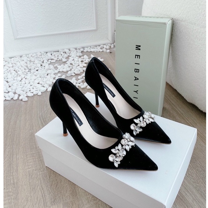 Giày cao gót lụa mịn dây đá ngang gót đũa nhỏ 9p HH78