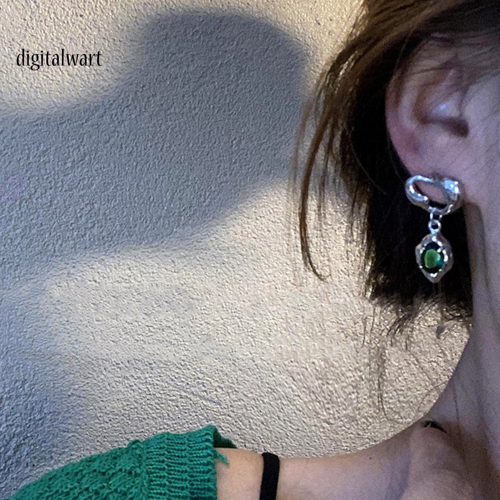 Kỹ Thuật Số| 1 Đôi Bông Tai Hình Trái Tim Đính Đá Pha Lê Xanh Lá Phong Cách Retro
