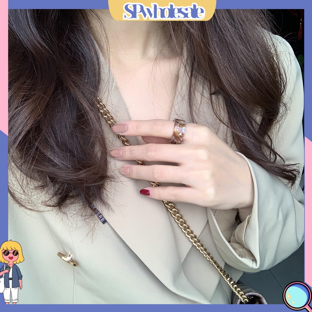 <SPwholesale> Nhẫn Đeo Ngón Tay Dạng Hở Hình Chữ C Đầy Màu Sắc Bằng Nhựa Resin Dày Nhỏ Có Thể Điều