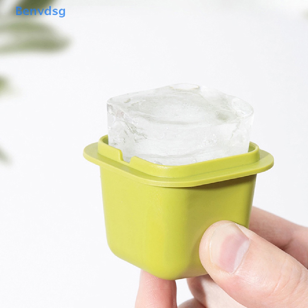 Khuôn Silicone Làm Đá Viên Hình Vuông Có Nắp Tái Sử Dụng Tiện Lợi