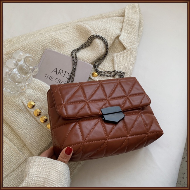 Túi Đeo Chéo Giả Da Khóa Nam Châm Thêu Họa Tiết Kim Cương Thời Trang Nữ Sang Trọng