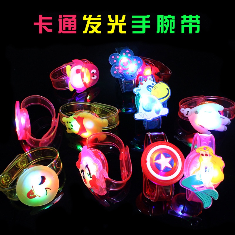 Đồng Hồ Đeo Tay Phát Sáng Cho Bé Mẫu Giáo