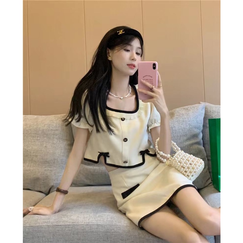 Set Áo Lửng Phối Chân Váy Ngắn Phong Cách Retro Thời Trang Hè Mới Cá Tính Cho Nữ