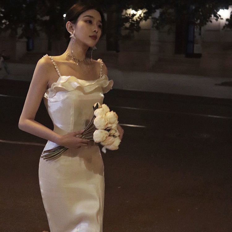 Đầm Đuôi Cá Hai Dây Xẻ Tà Thời Trang Mùa Hè Hàng Mới Dành Cho Bạn Nữ