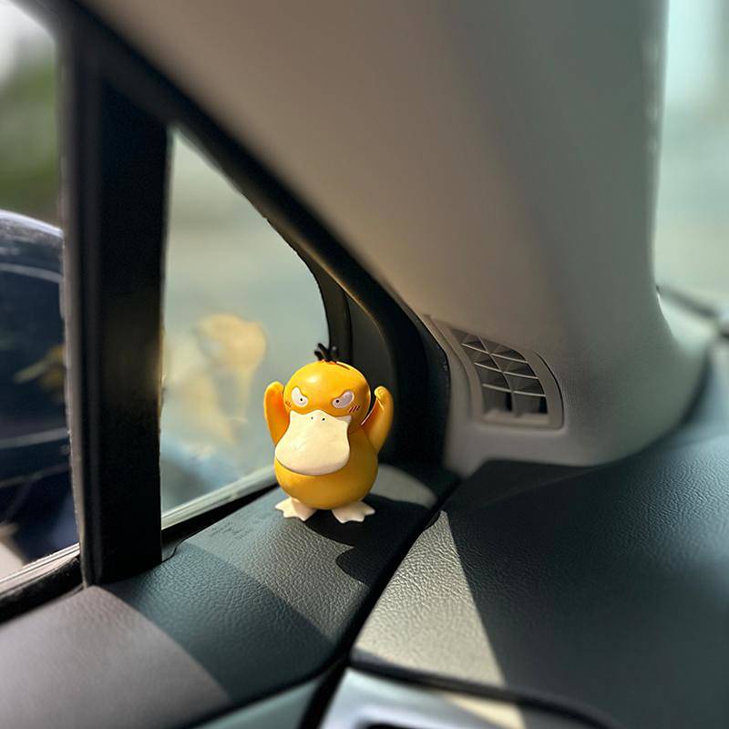 Come on Psyduck Car Center Console Decoration Cute Cartoon Car Little Yellow Duck Doll Girl Car Interior Ornaments xQkr